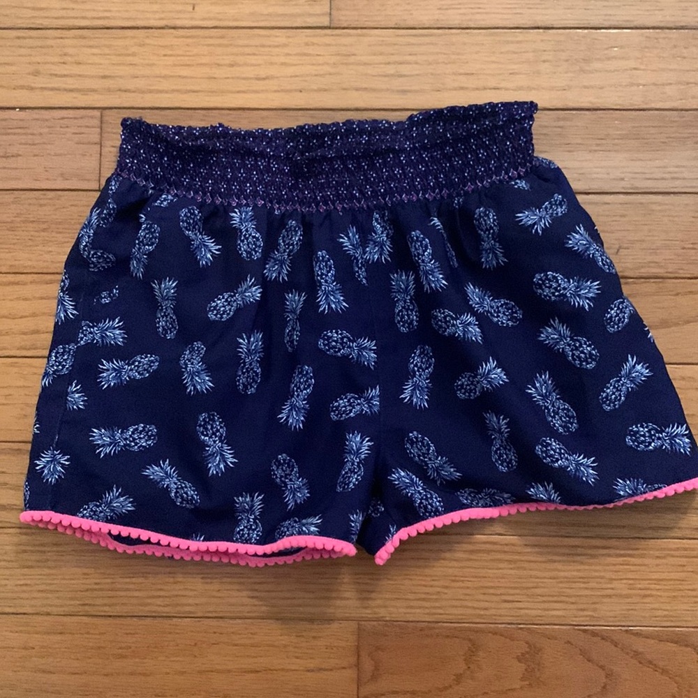 Girls 10 Pineapple Shorts
